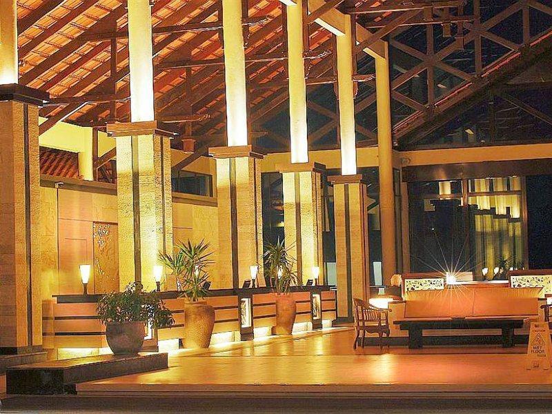 Damai Puri Resort & Spa Кучинг Екстериор снимка The interior of the hotel