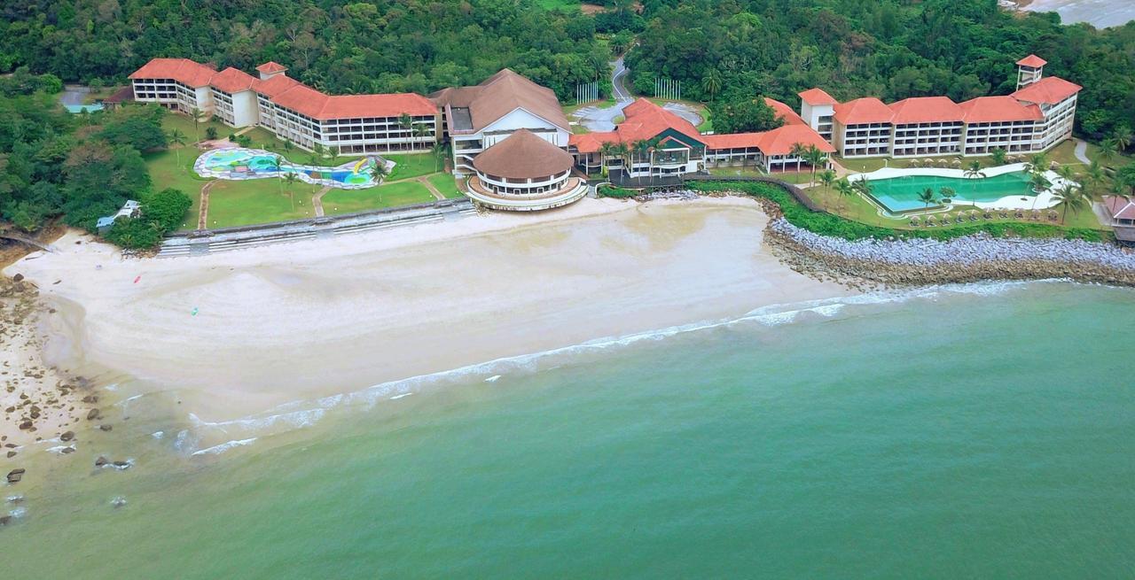 Damai Puri Resort & Spa Кучинг Екстериор снимка The Bayview Beach Resort