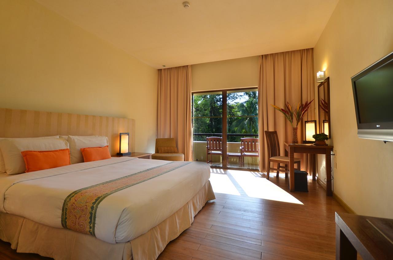 Damai Puri Resort & Spa Кучинг Екстериор снимка Deluxe Room