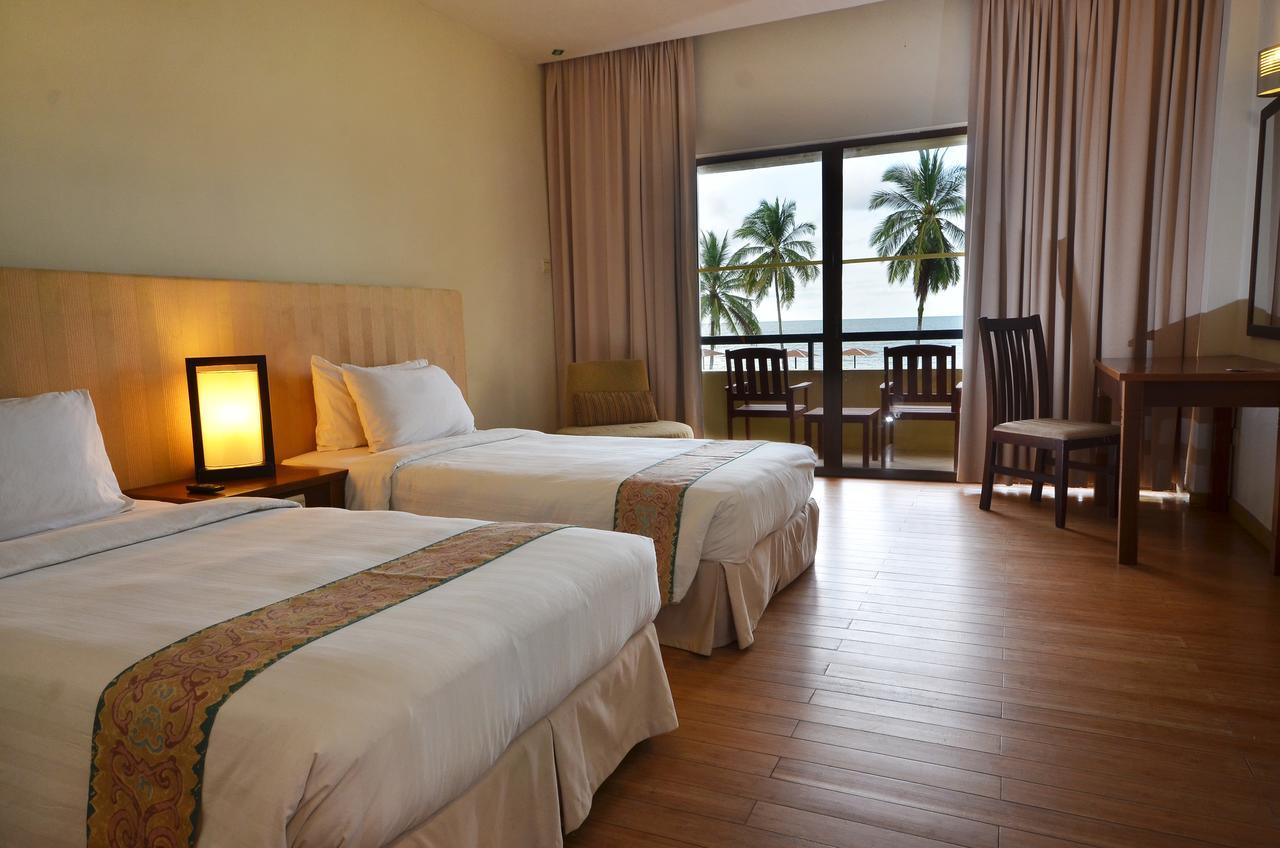 Damai Puri Resort & Spa Кучинг Екстериор снимка Deluxe Seaview Room